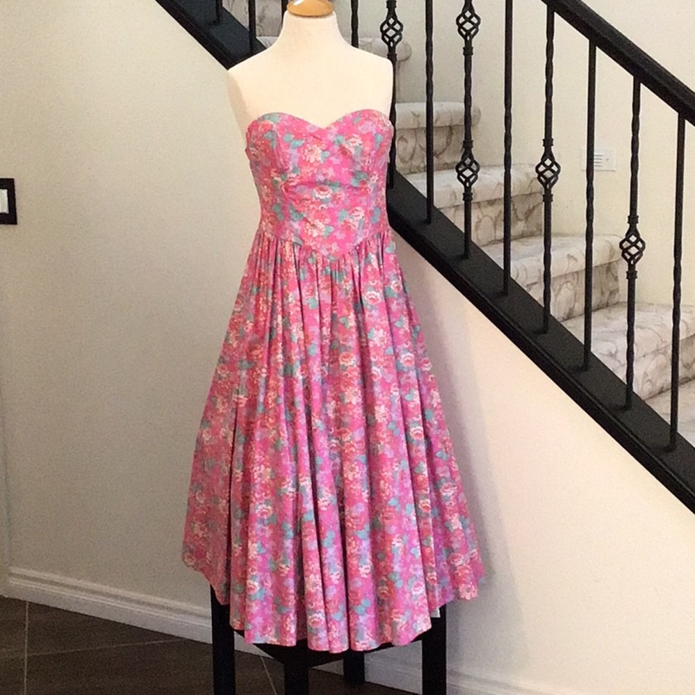 Fabulous Vintage Laura Ashley Dress.